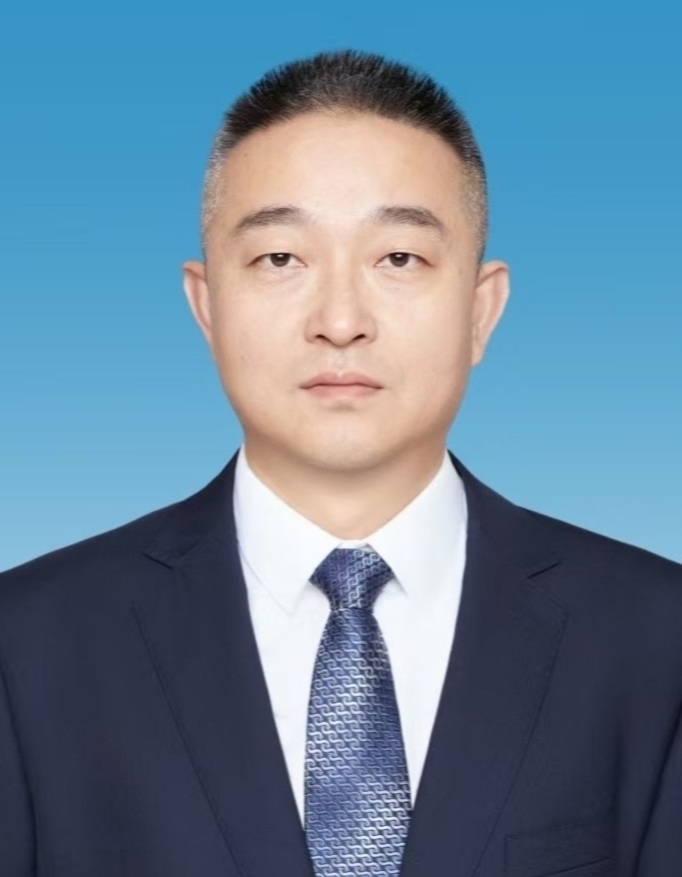 李秀强 李秀强